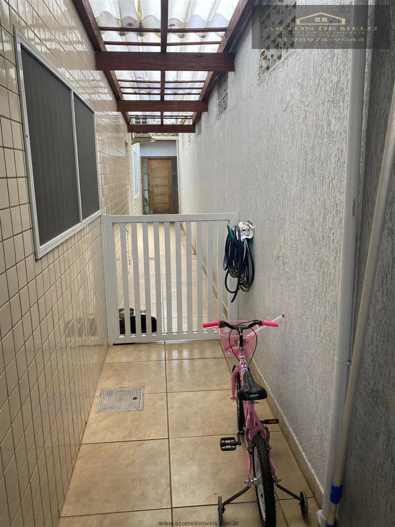 Imagem Casas no Litoral para venda em Praia Grande no bairro Vila Guilhermina