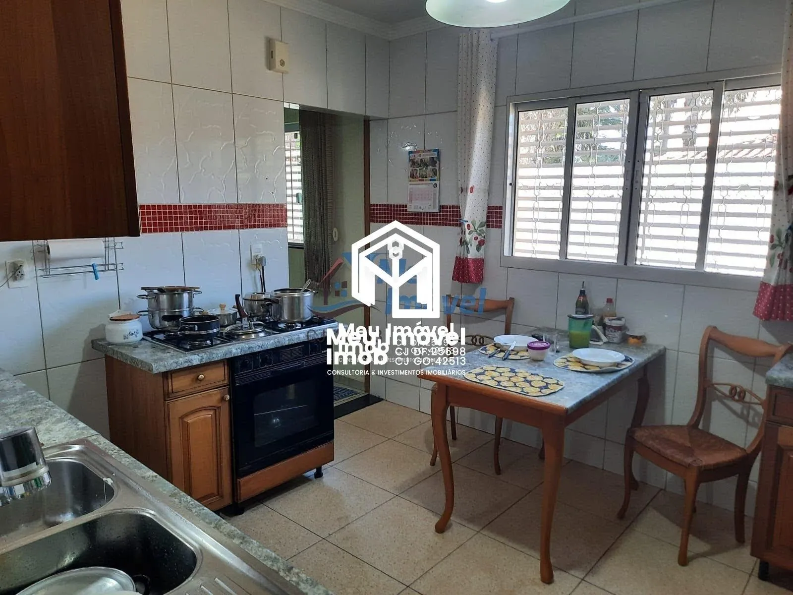 Imagem Casa 3 Quartos 1 Suíte 2 Vagas 900m² Valparaíso/GO