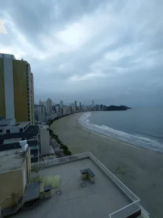 Imagem Apartamento Frente Mar com 3 suítes à venda no Centro de Balneário Camboriú