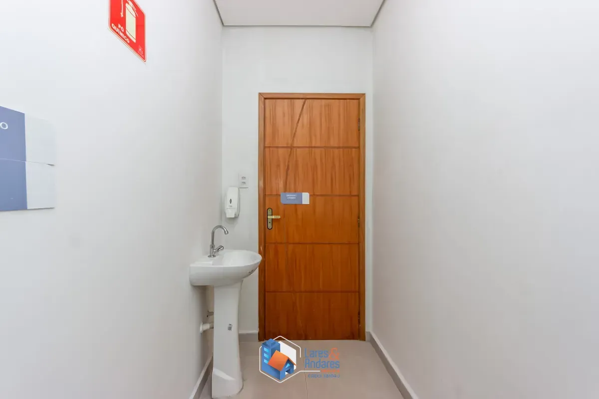 Imagem Casa comercial para venda em Itaquera, 100m²