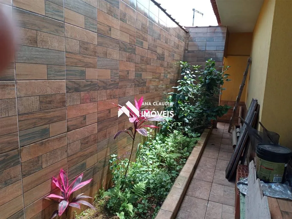 Imagem Casa lote inteiro na Praia de Mongaguá a 160 metros do mar