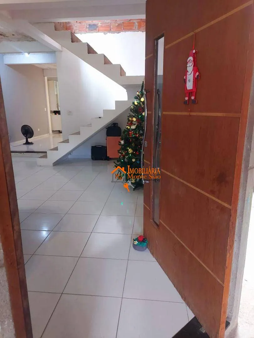 Imagem Sobrado à venda, 153 m² por R$ 319.999,00 - Jardim Maria Clara - Guarulhos/SP
