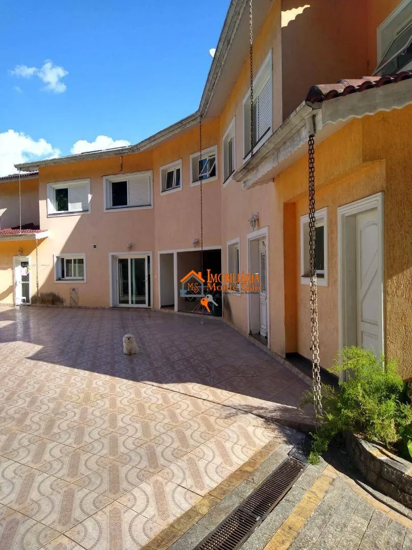 Imagem Casa com 5 dormitórios à venda, 570 m² por R$ 2.950.000,00 - Caputera - Arujá/SP