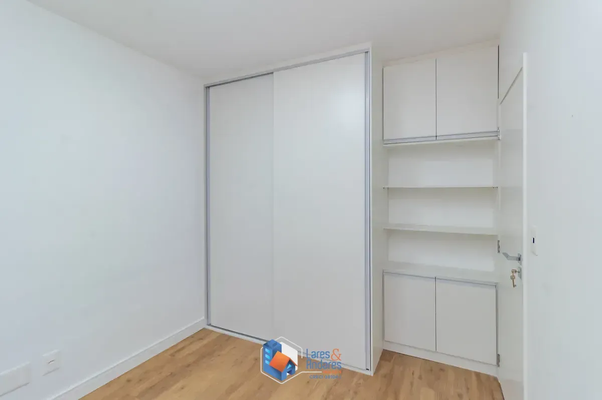 Imagem Apartamento para venda em Moema com 3 quartos, sendo 1 suíte, 112m²