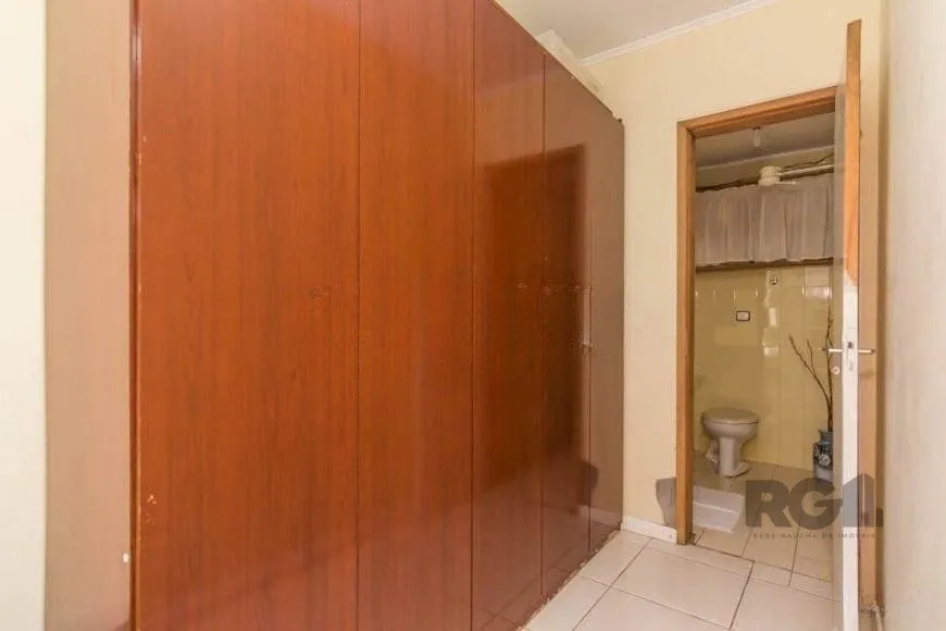 Imagem Apartamento 86m² - 3 dormitórios, 2 banheiros, 1 vaga no bairro Petrópolis
