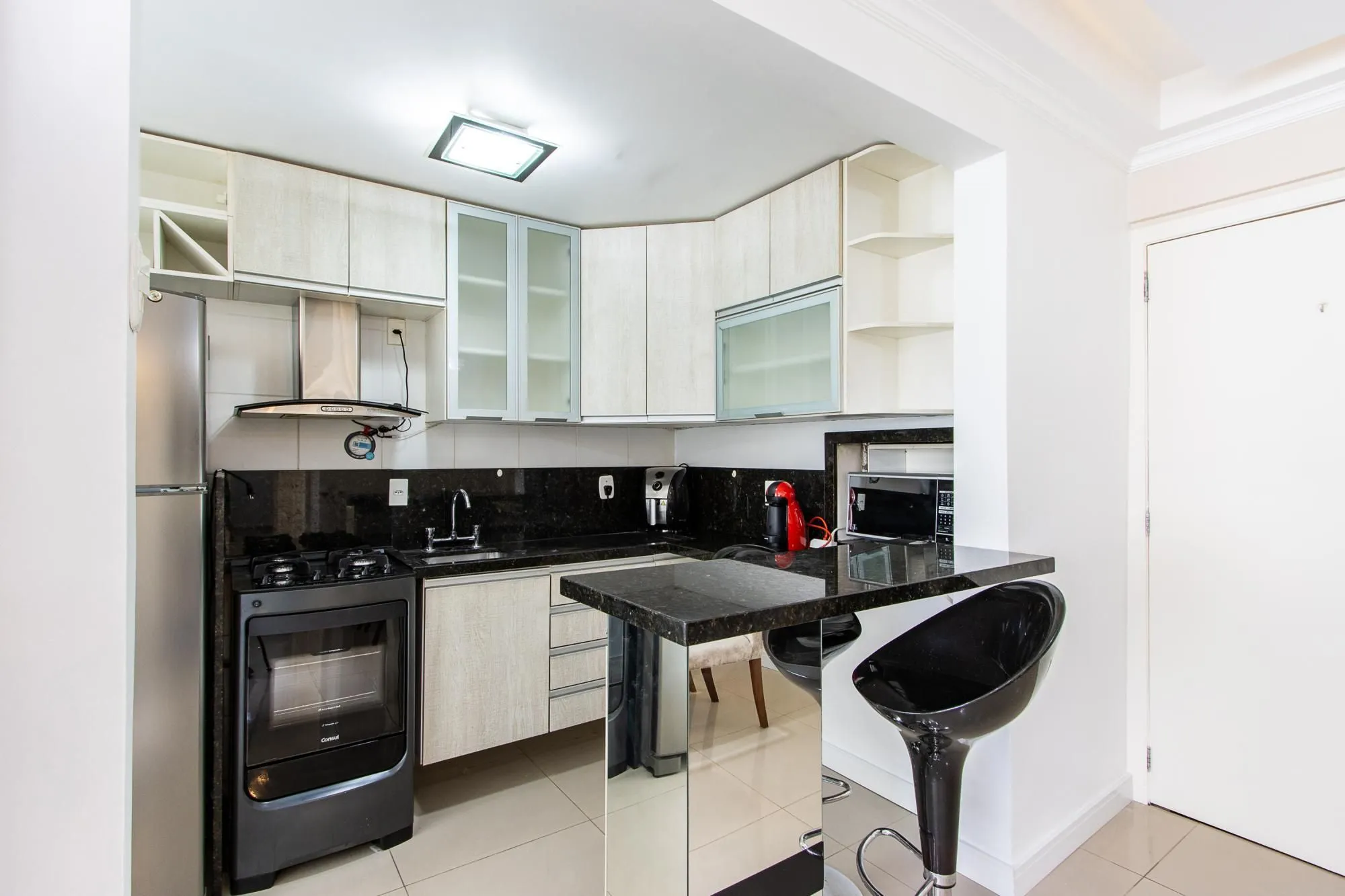 Imagem APARTAMENTO MOBILIADO PARA VENDA , 71m², 3 QUARTOS (1 SUITE), 01 VAGA ESCRITURADA - BAIRRO CAVALHADA