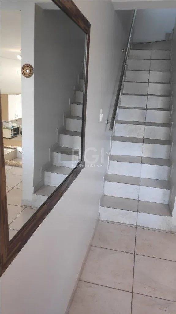 Imagem Casa para Venda 3 dormitórios no Partenon
