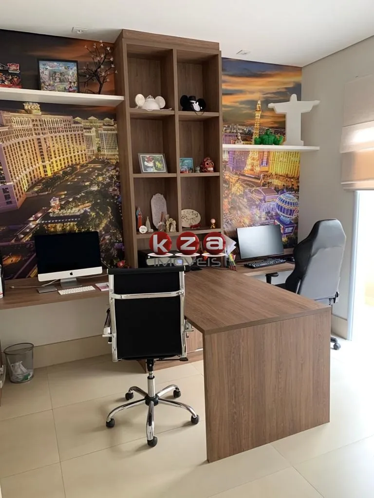 Imagem Impecável casa em condomínio à venda em Valinhos-SP, bairro Pinheiro: 3 quartos, 3 suítes, 3 salas, 5 banheiros, 4 vagas, 265m².