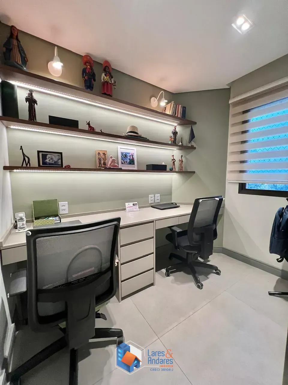 Imagem Apartamento para venda em Parque São Domingos com 3 quartos, sendo 1 suíte, 174m²