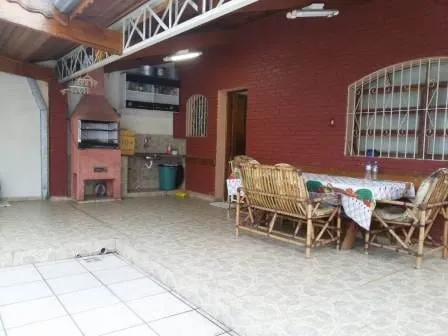 Imagem Casa à venda 3 Quartos, 1 Suite, 6 Vagas, 300M², Parque São Domingos, Pindamonhangaba - SP