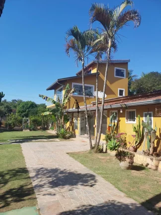 Imagem Chácara à Venda: 4 Dormitórios, Piscina, Área Gourmet em 1.250m2 de Puro Conforto
