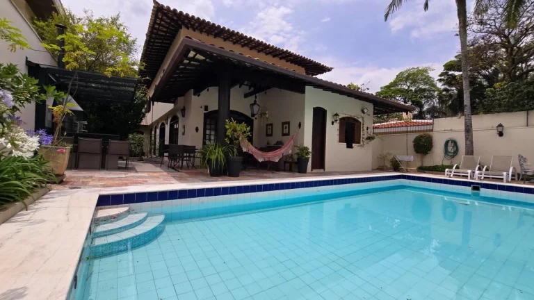 Imagem Casa com 3 dormitórios à venda, 387 m² por R$ 2.650.000,00 - Jardim Marajoara - São Paulo/SP