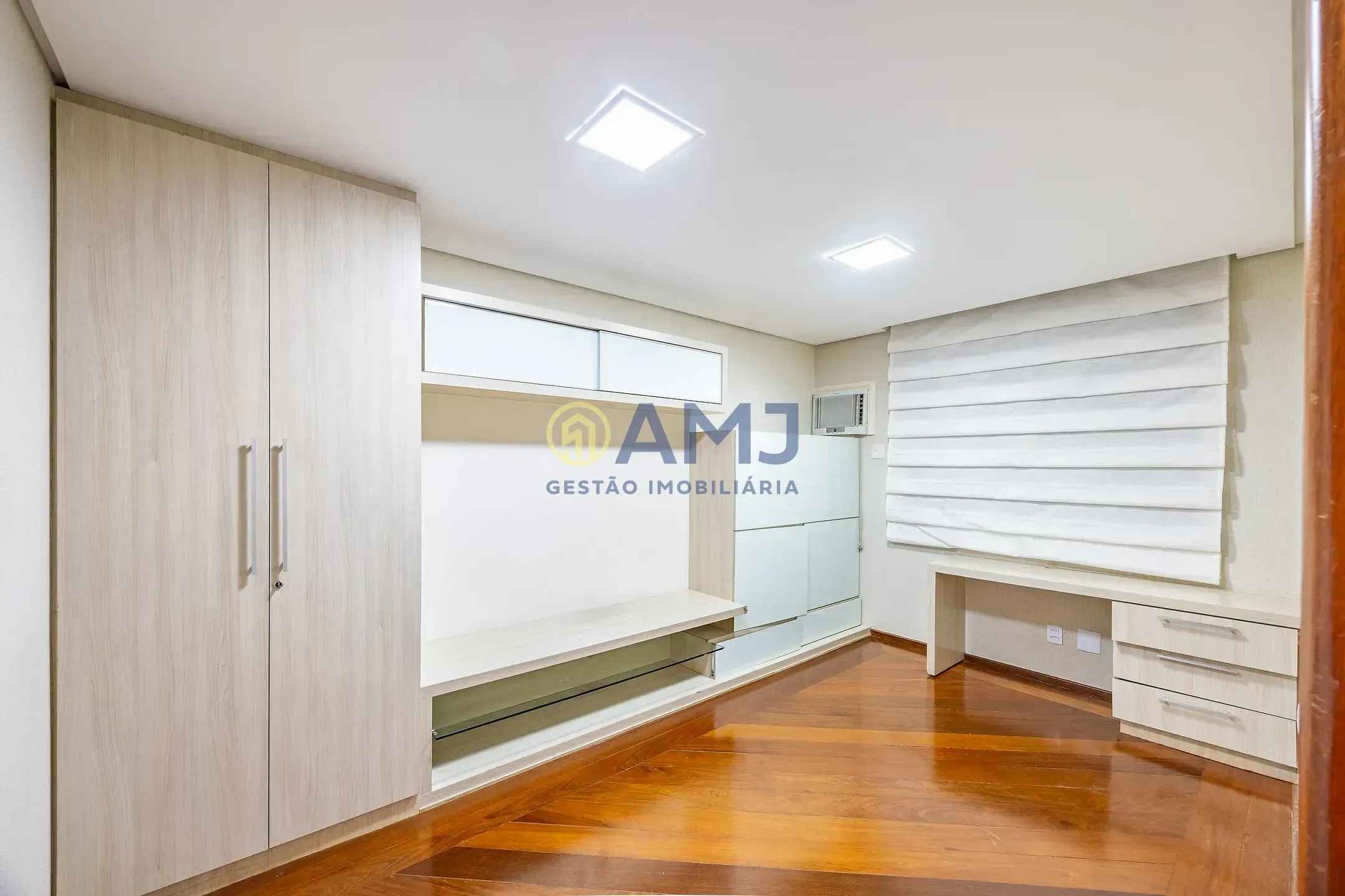 Imagem Apartamento reformado à venda no Setor Bueno - Renoir