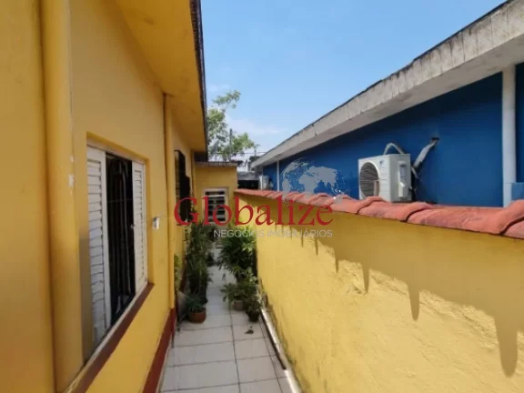 Imagem Casa com 2 dormitórios, 3 vagas de garagem no bairro Santa Maria em Santos no valor de R$380.000,00