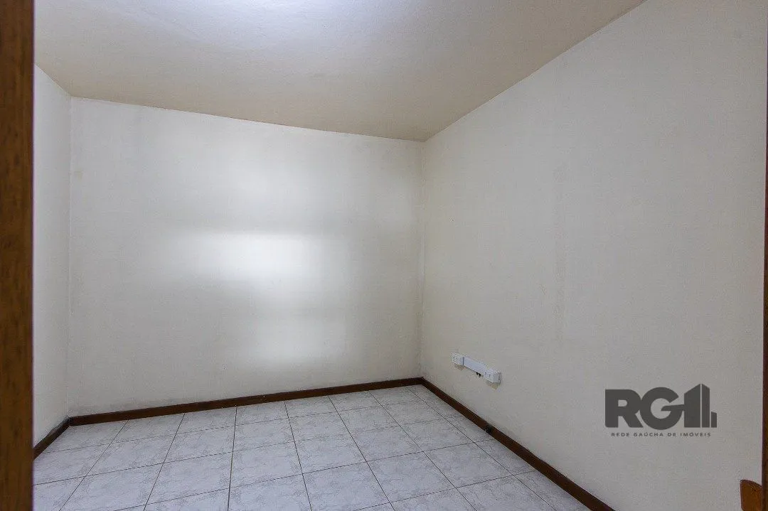 Imagem Casa de alvenaria, excelente ponto comercial.