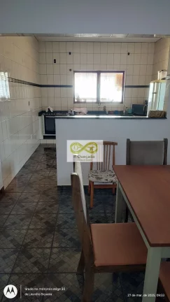 Imagem Magnífica Casa à Venda em Campinas-SP, Jardim São Gonçalo: 3 Quartos, 1 Suíte, 6 Vagas de Garagem, 230m² Área.
