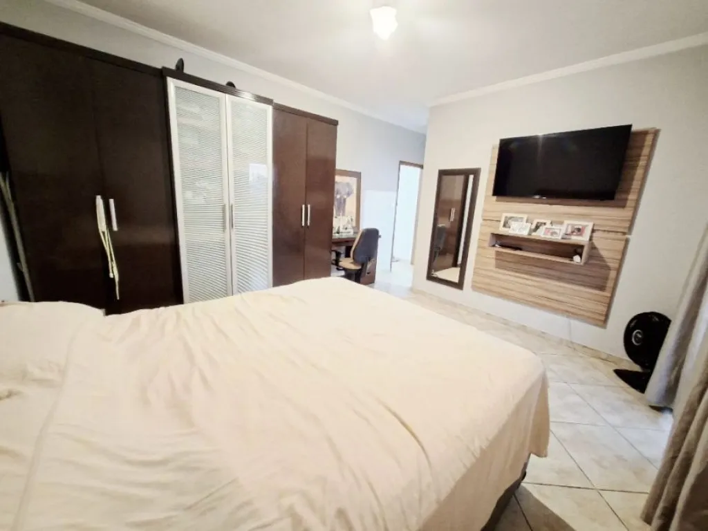 Imagem CASA COM 154,96 m² - ANTÁRTICA - PRAIA GRANDE SP