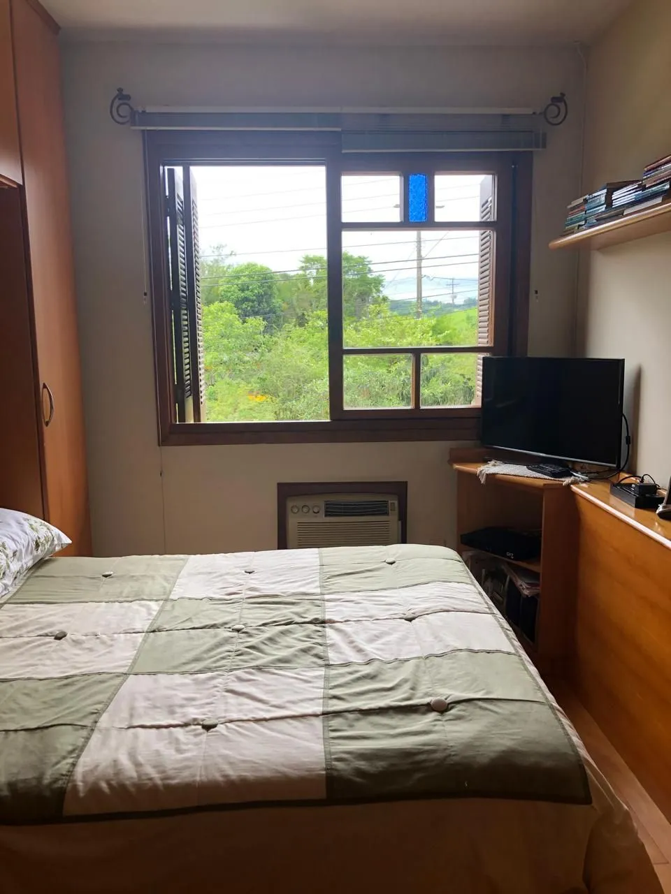 Imagem Casa de condomínio, 3 quartos, 1 suíte, 1 vaga coberta, no bairro Espirito Santo.