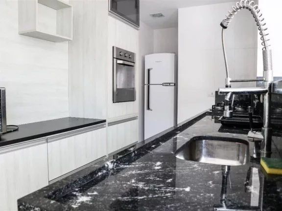 Imagem Apartamento com 4 dormitórios à venda, 205 m² Canto do Forte - Praia Grande/SP
