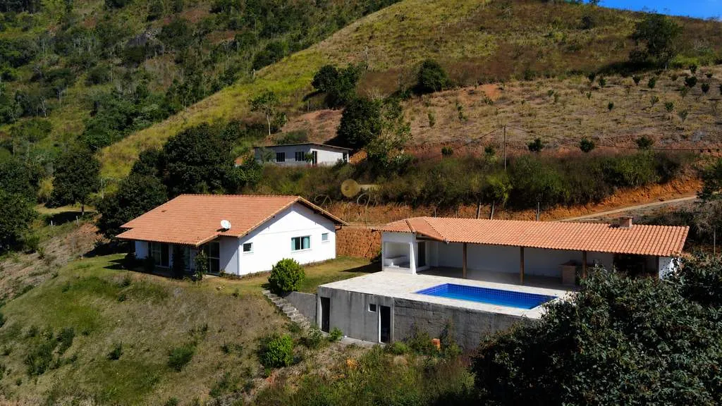 Imagem Casa para Venda em Teresópolis / RJ no bairro Andradas