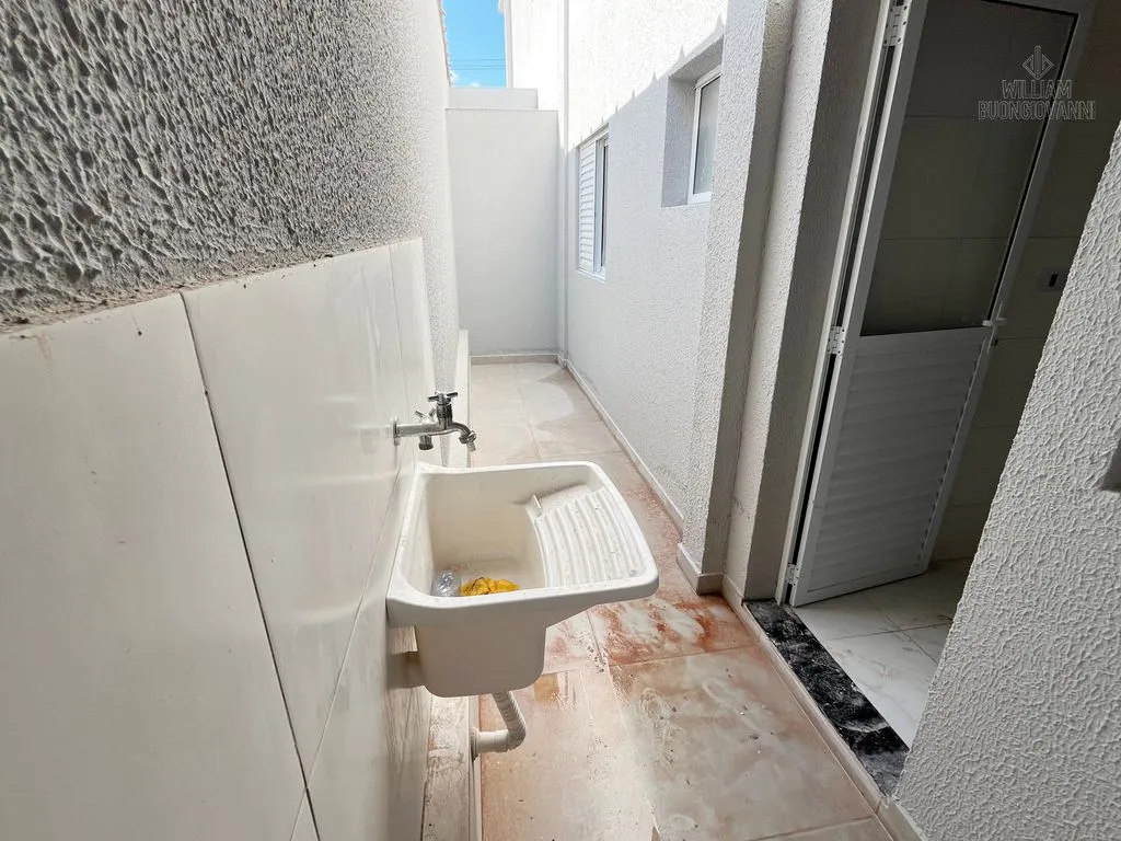 Imagem Casa de condomínio na Vila Tupi, 2 Dormitórios com Suíte! Casa Térrea!
