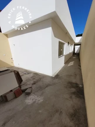 Imagem Casa Linear 3 quartos sendo uma suíte duas vagas de garagem porcelanato Santa Mônica Guarapari