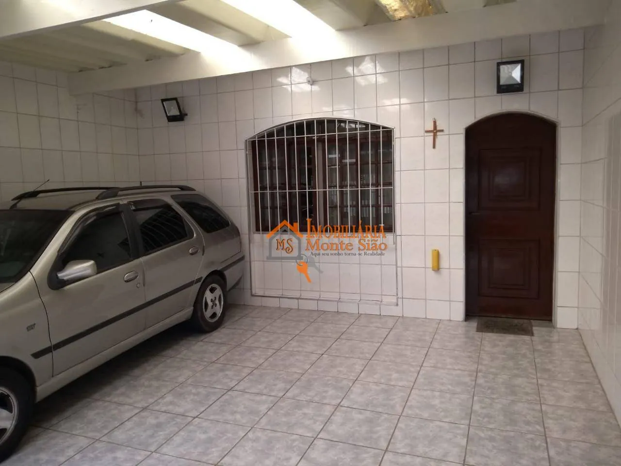 Imagem Sobrado com 3 dormitórios à venda, 176 m² por R$ 640.000,00 - Jardim São Jorge - Guarulhos/SP