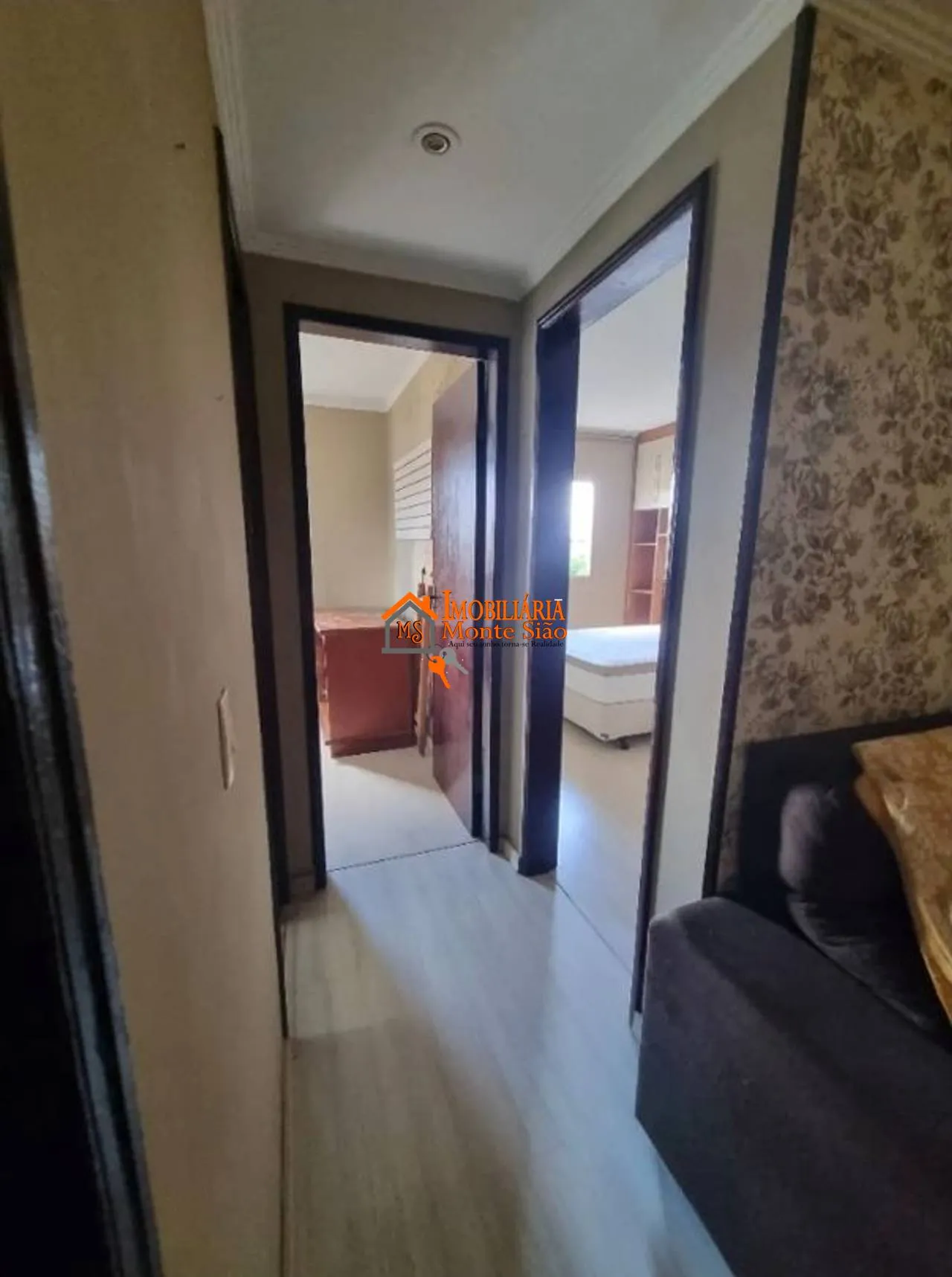 Imagem Apartamento com 2 dormitórios à venda, 52 m² por R$ 223.000,00 - Centro - Guarulhos/SP