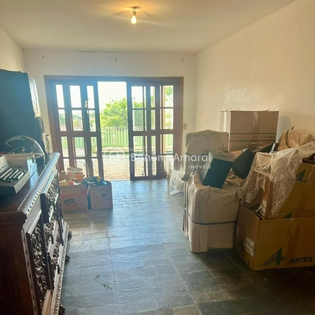Imagem Casa à venda com 4 dormitórios, 2 suítes, 309 m² no San Conrado