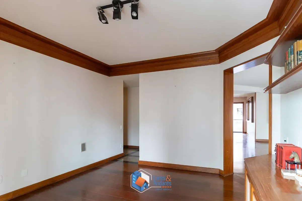 Imagem Apartamento para venda em Moema com 3 quartos, sendo 3 suítes, 325m²