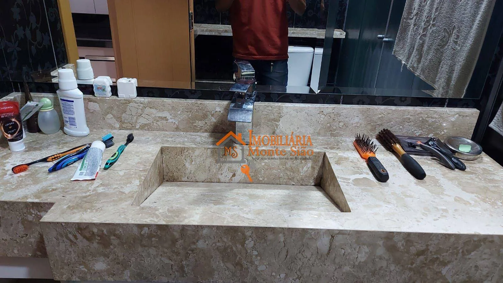 Imagem Sobrado com 4 dormitórios à venda, 250 m² por R$ 403.000,00 - Jardim Brasil - Guarulhos/SP