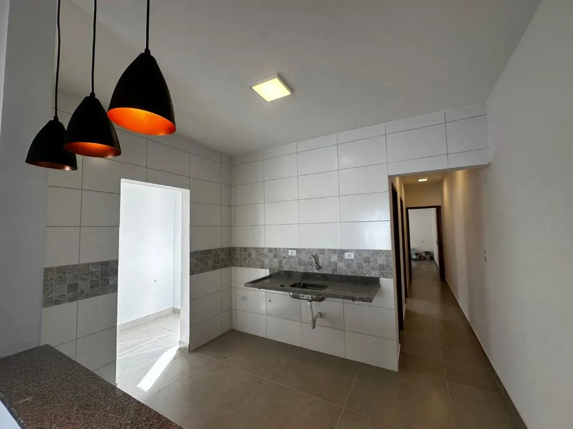 Imagem CASA NOVA COM PISCINA, 02 DORMITÓRIOS E DISPONÍVEL PARA VENDA E LOCAÇÃO LADO PISTA NA VILA ATLÂNTICA EM MONGAGUÁ