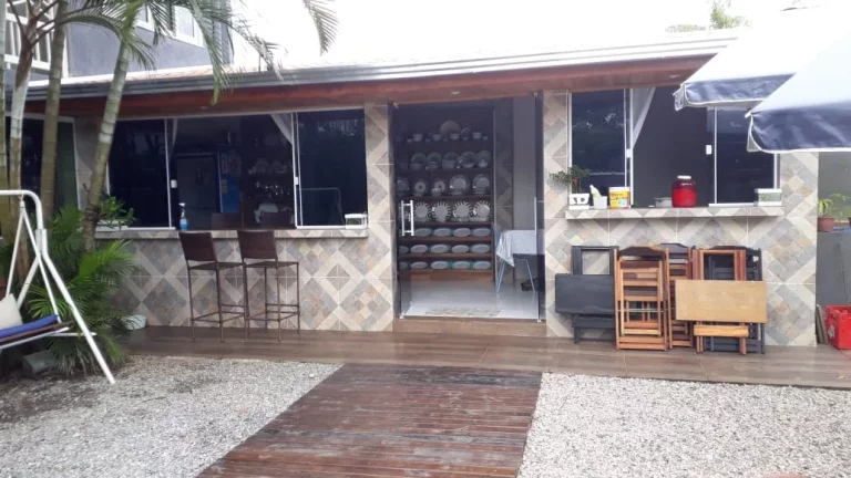Imagem CASA COMERCIAL em Pontal do Paraná - PR, Grajau