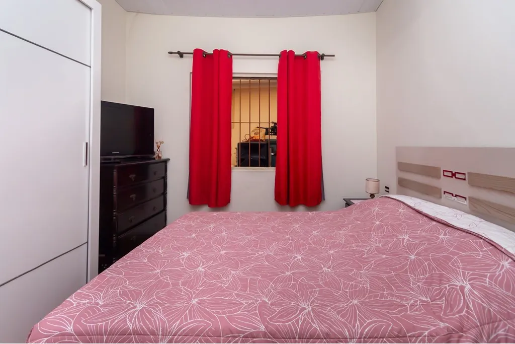 Imagem Casa à venda em São Caetano do Sul, Olímpico, com 2 quartos, 194,6m2