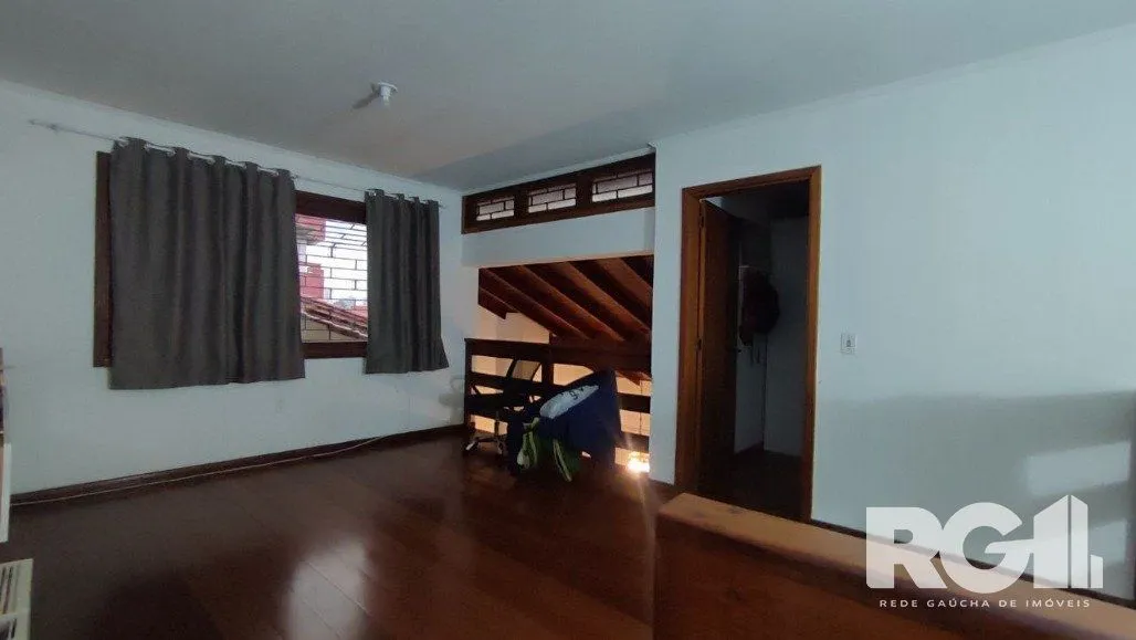 Imagem Casa a venda com 4 dorm, 396m² Rua Ludwig Jacob Hubler, - Jardim Itú Sabará