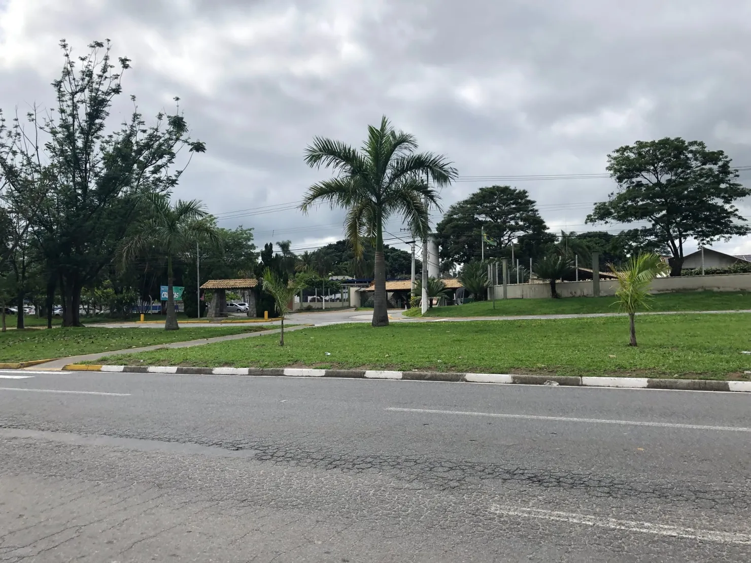 Imagem Terreno à venda 1082.9M², Socorro, Pindamonhangaba - SP | VILLAGE PAINEIRAS