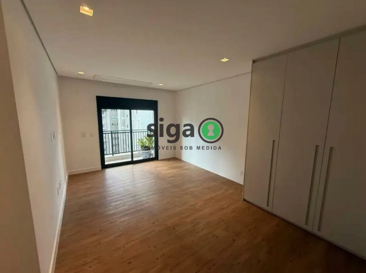 Imagem Apto 226m², nos Jardins, para Venda ou Locação, Semi mobiliado, 3 suites, 4 vgs nunca habitado