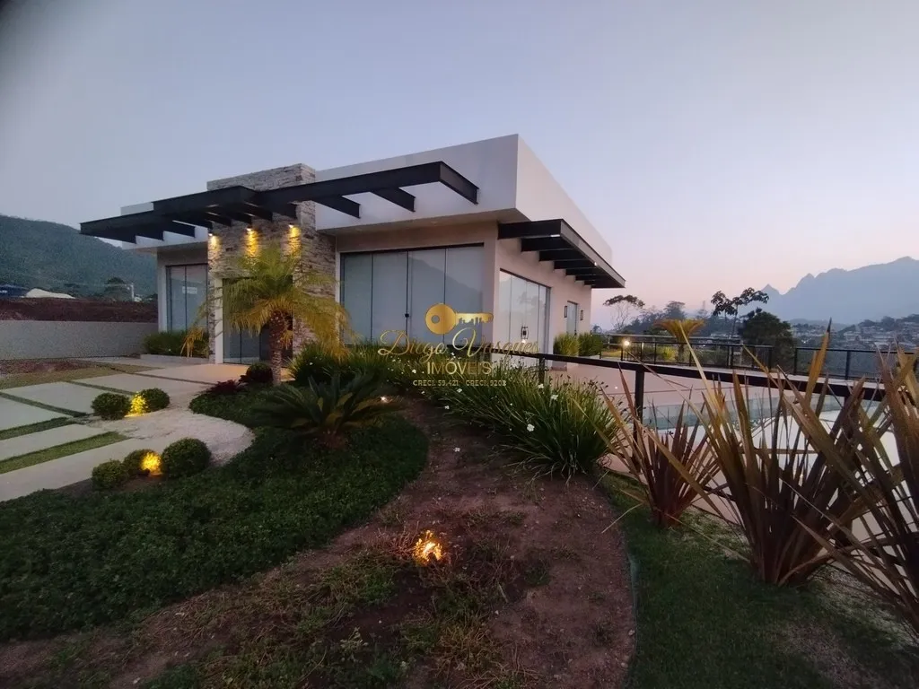 Imagem Terreno em Condomínio para Venda em Teresópolis / RJ no bairro Ermitage