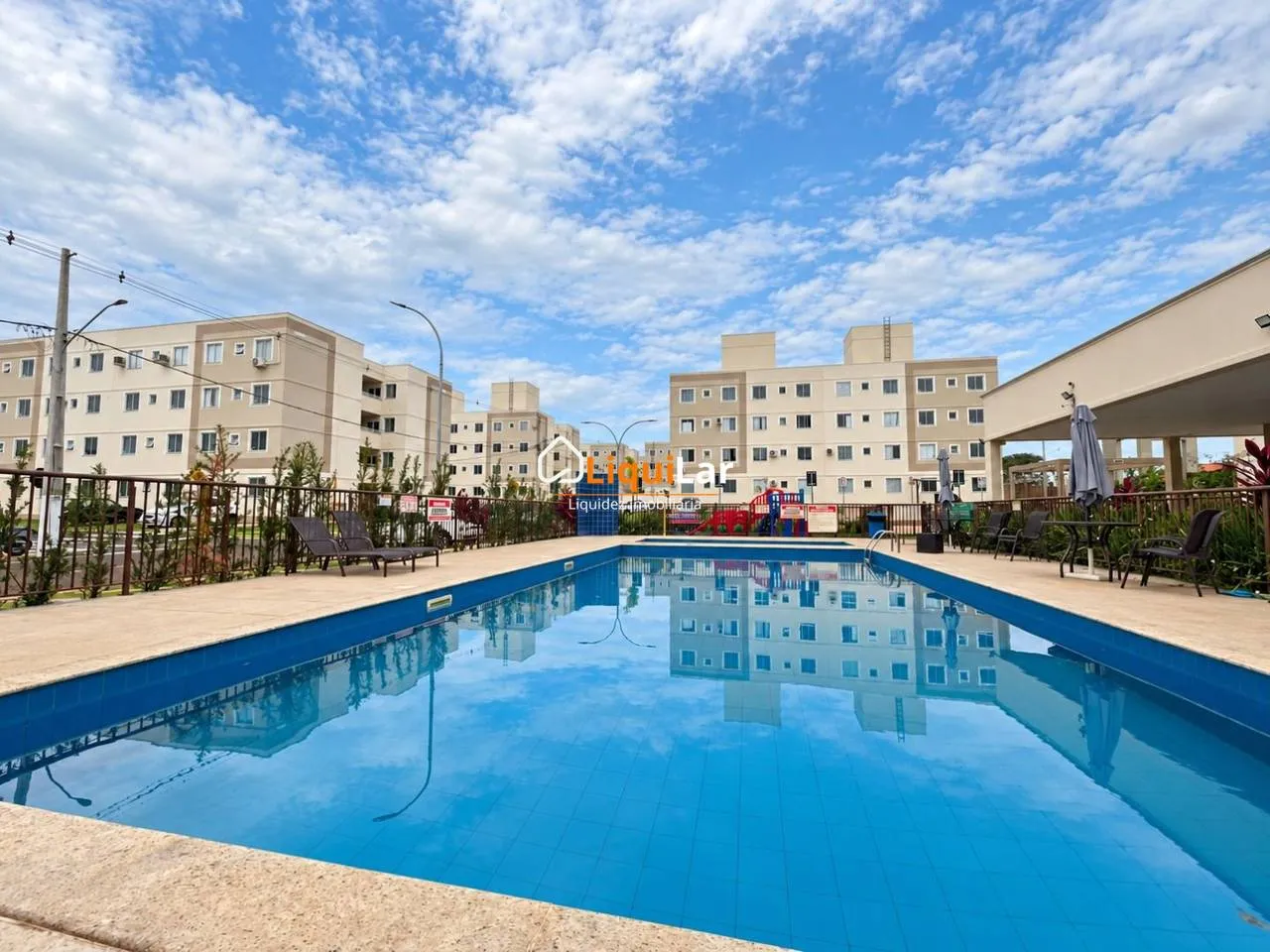 Imagem Apartamento com sacada Cel Antonino