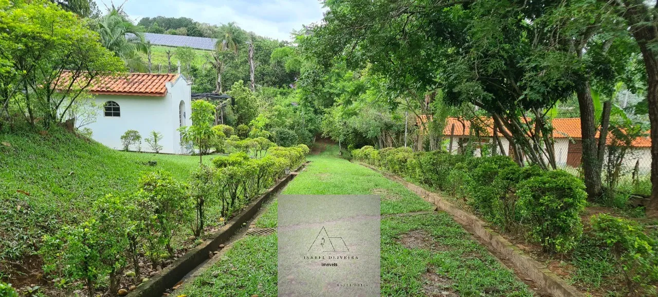 Imagem Imperdível! Chácara à venda em Porto Feliz-SP, Avecuia: 3 quartos, 1 suíte, 2 salas, 300m² de área. Venha conferir!