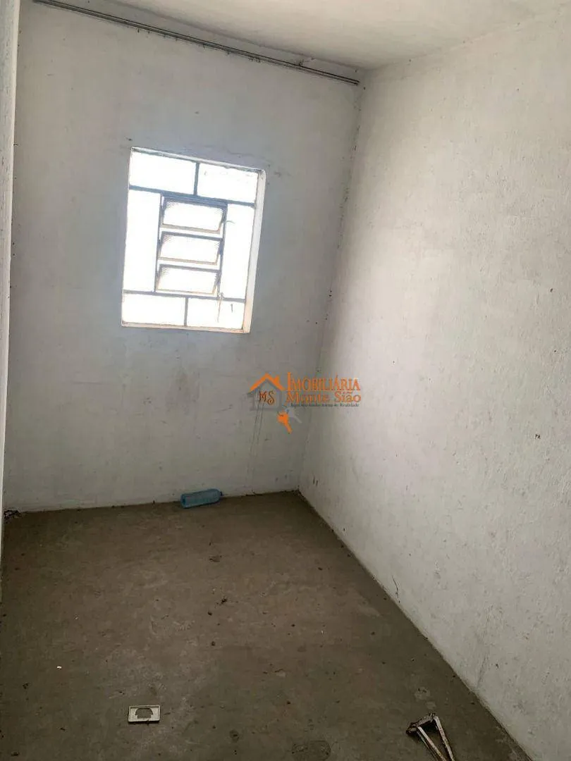 Imagem Casa com 5 dormitórios à venda por R$ 340.000,00 - Jardim Cumbica - Guarulhos/SP