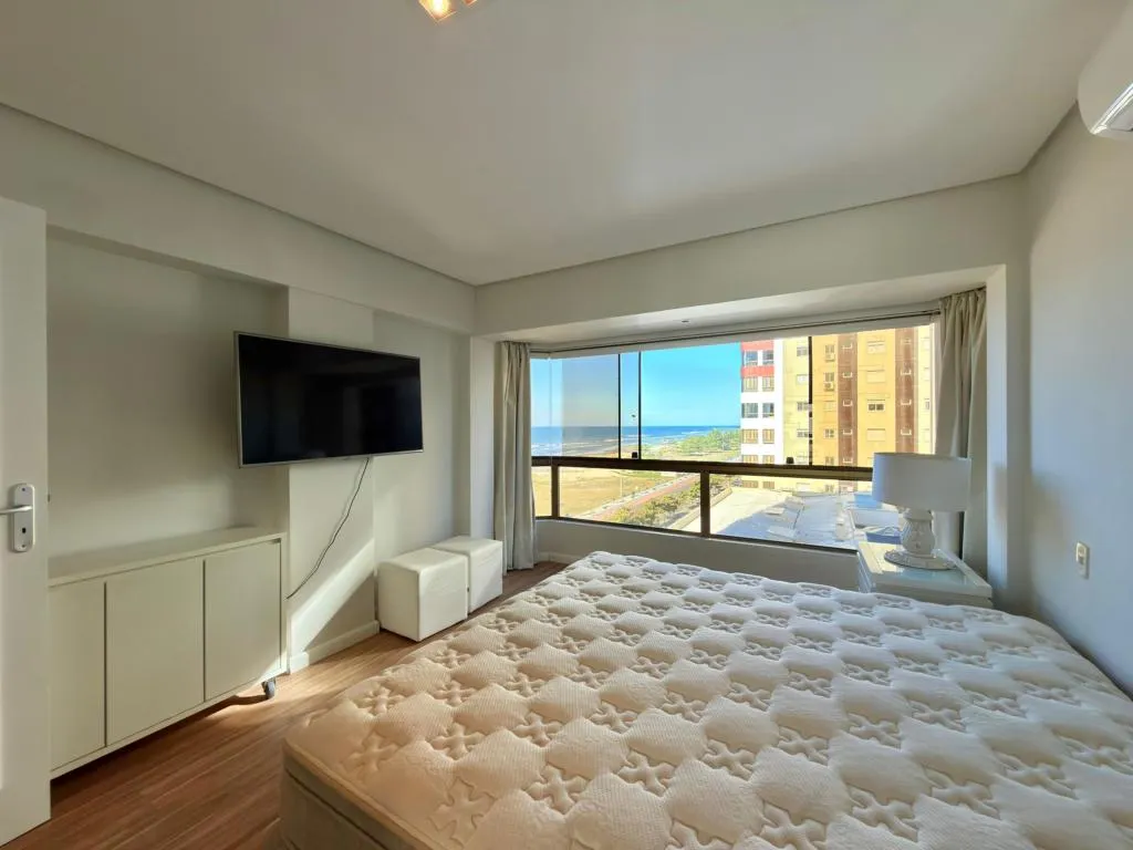 Foto do imóvel: Apartamento 3 Dormitórios - Bairro Navegantes em Rua Moema