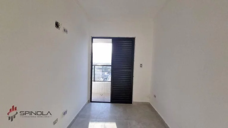 Imagem Apartamento com 2 dormitórios à venda, 42 m² por R$ 529.000,00 - Maracanã - Praia Grande/SP