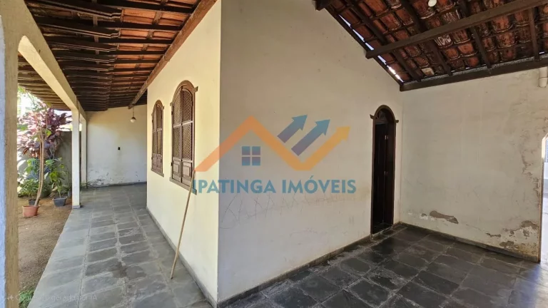 Imagem Casa térrea de 3 quartos e 2 vagas no Imbaúbas em Ipatinga Viva na área mais valorizada do bairro Imbaúbas em Ipatinga, pertinho do Coelho Diniz, Sesi e Aapi. Possui - Sala tv; - Sala de jantar; - C
