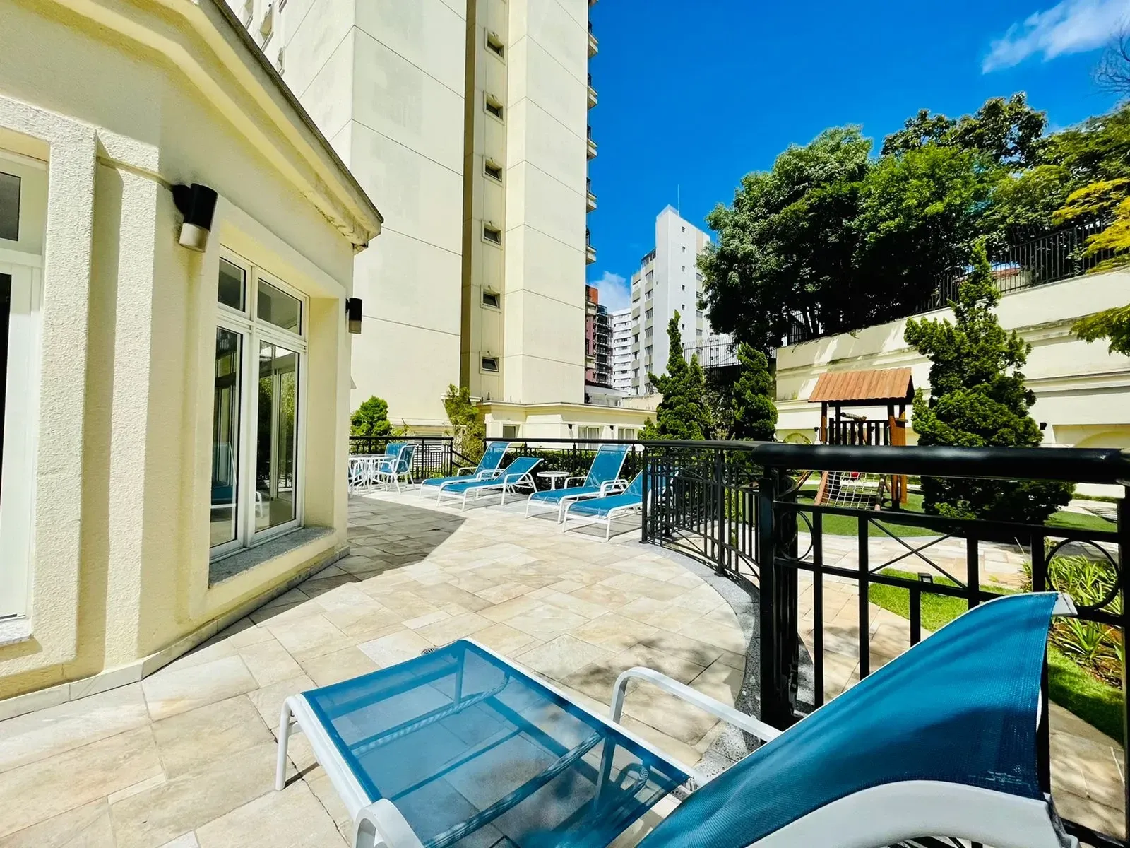 Imagem Apartamento com 3 Quartos à Venda ou Locação, 215 m² em Sumaré - São Paulo