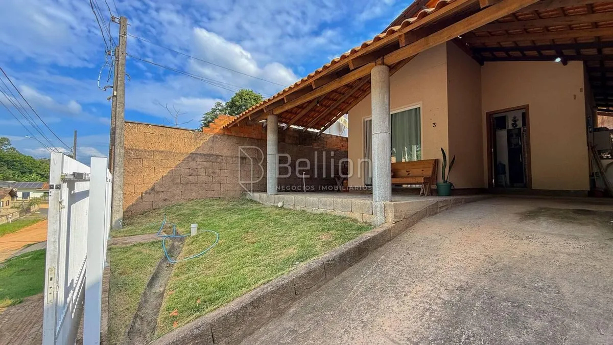 Imagem Casa geminada em Timbó com 2 dormitórios, semi mobiliada e apta para financiamento