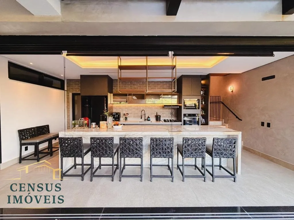 Foto do imóvel: Casa de luxo em condomínio no Mont' Alcino em Valinhos-SP: 3 quartos, 3 suítes, 3 salas, 1 banheiro, 6 vagas e 350m². em Condomínio Mont´Alcino