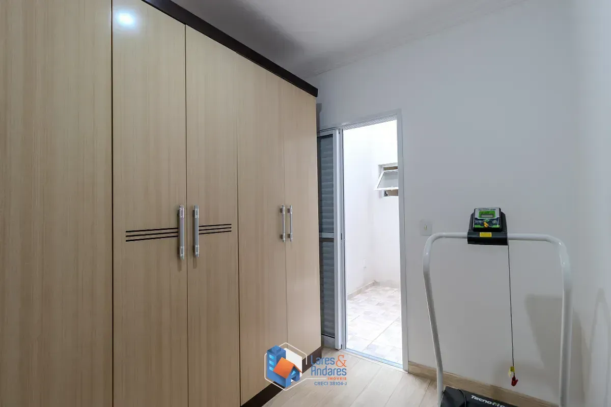 Imagem Casa para venda em Vila Marari com 3 quartos, sendo 2 suítes, 93m²