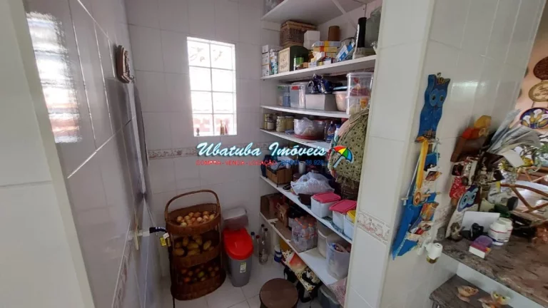Imagem Linda casa em condomínio fechado