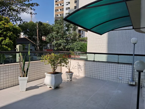 Imagem Casa Sobreposta Alta em Santos no Embaré com piscina, 3 dormitórios, dependência de empregada, uma suíte a venda por R$ 2.000.000,00